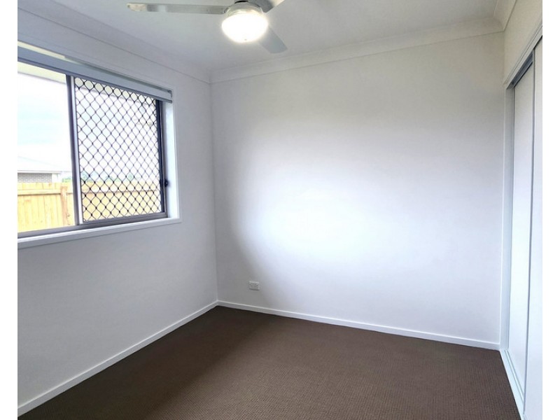 1 Darling Circuit, Plainland QLD 4341