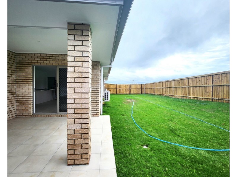 1 Darling Circuit, Plainland QLD 4341