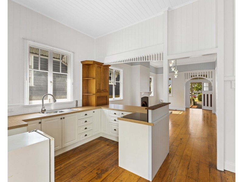 8 Garget Street, East Toowoomba QLD 4350