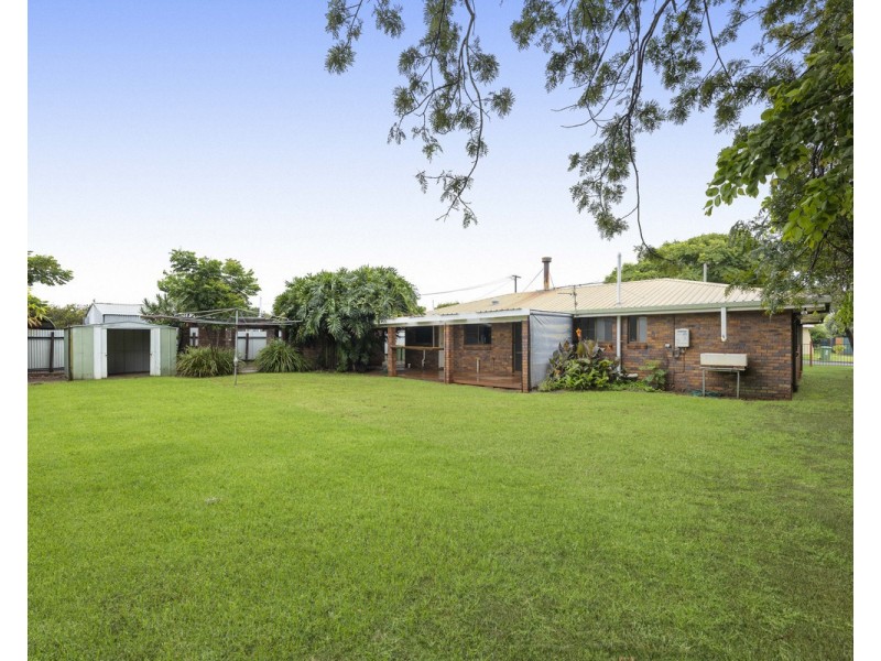 10 Cloake Street, Rockville QLD 4350