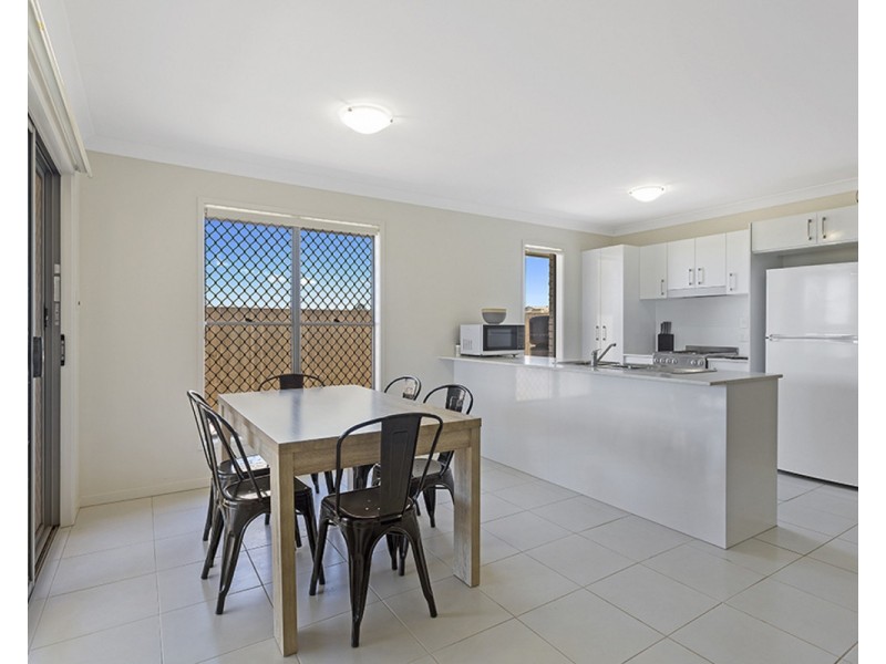 1/23 Alpine Court, Cranley QLD 4350