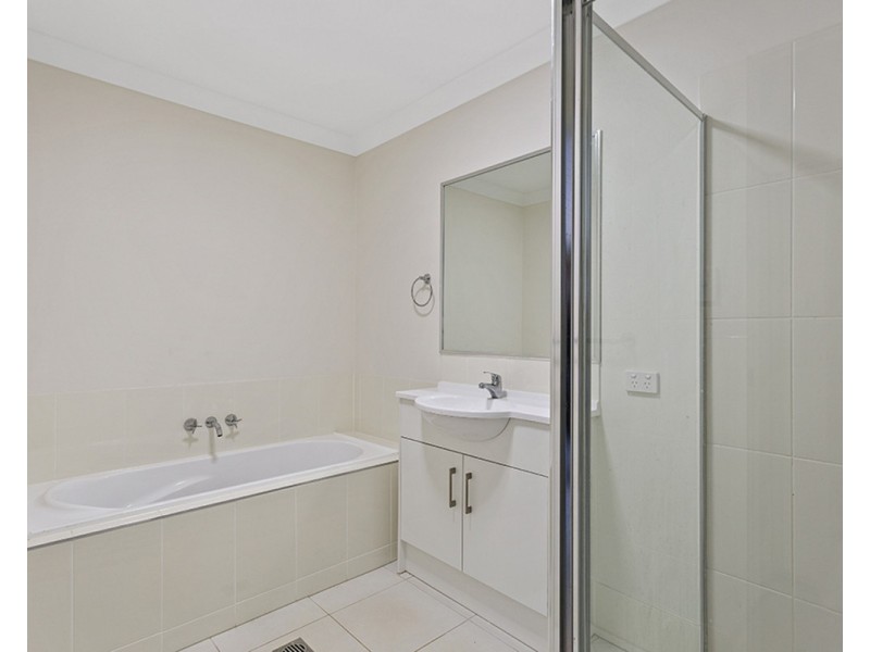 1/23 Alpine Court, Cranley QLD 4350