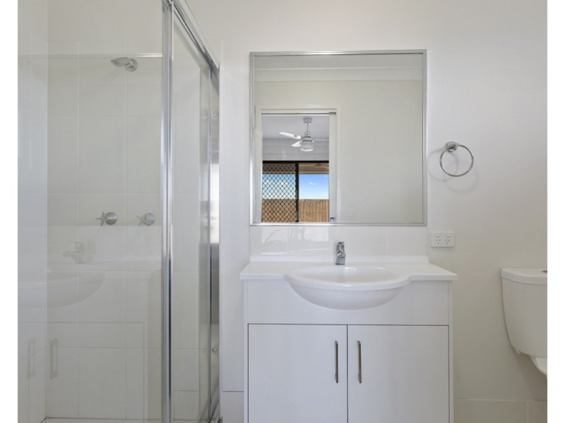 1/23 Alpine Court, Cranley QLD 4350