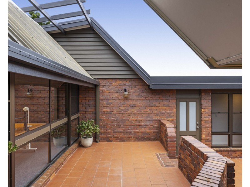 14 Mcstay Street, Middle Ridge QLD 4350