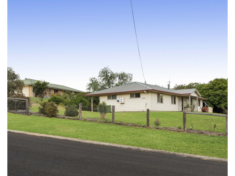 26 Garrett Road, Meringandan QLD 4352