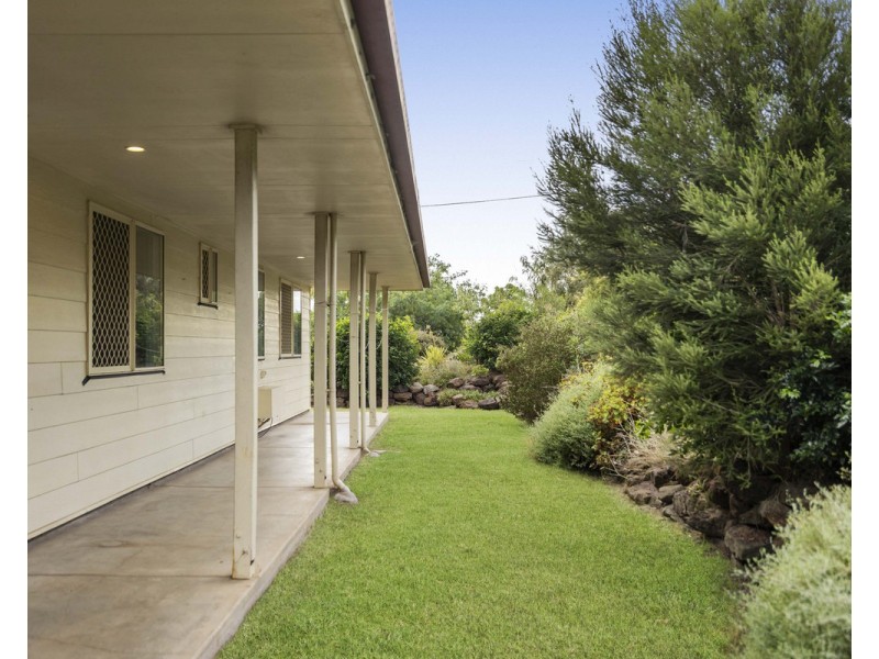 26 Garrett Road, Meringandan QLD 4352