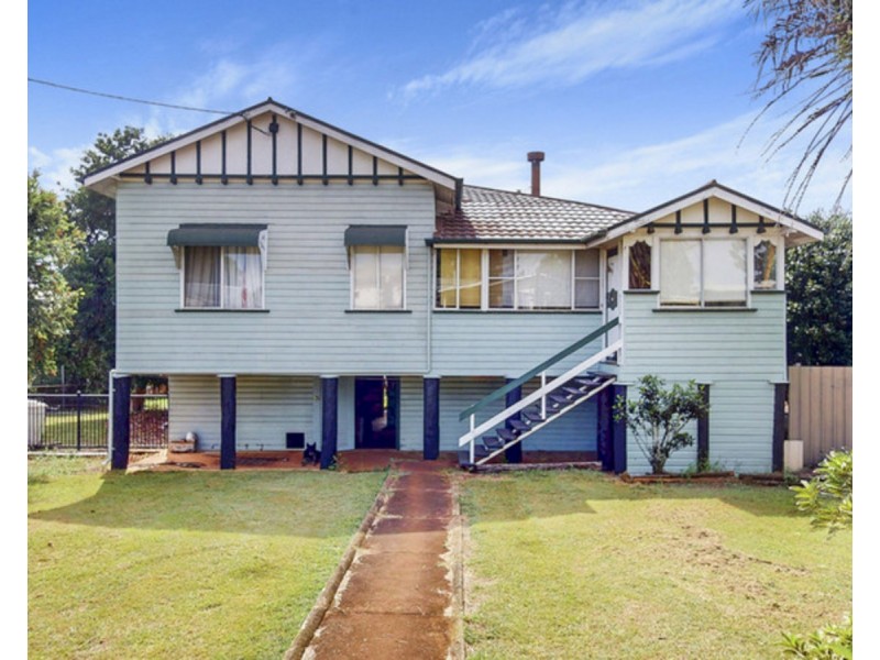 28 Vanity Street, Rockville QLD 4350