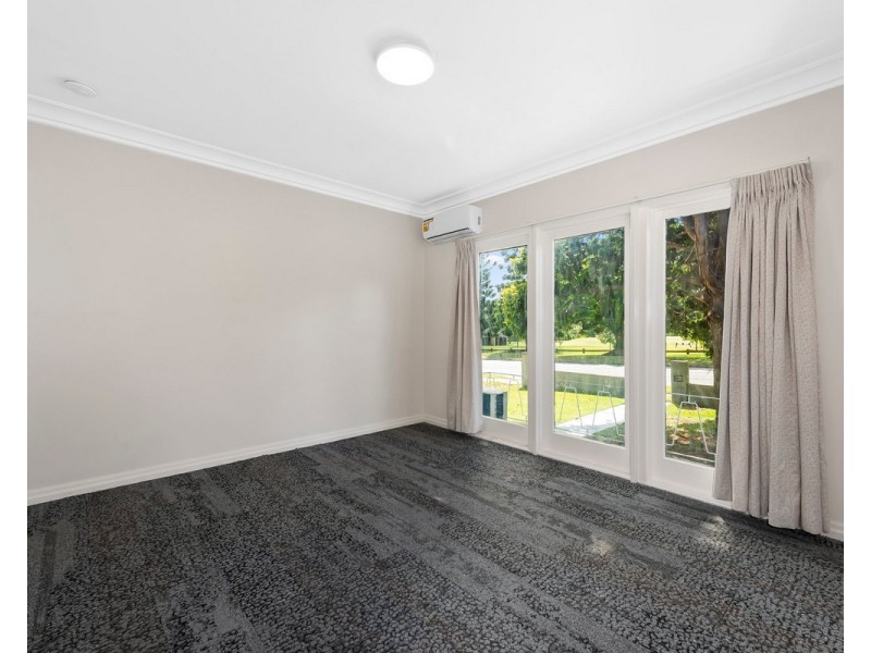377 Tor Street, Newtown QLD 4350