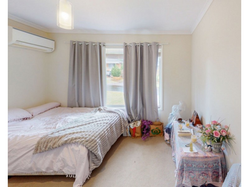 10 Catto Street, Centenary Heights QLD 4350