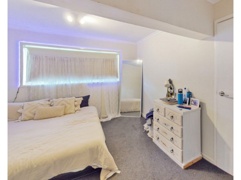 10 Catto Street, Centenary Heights QLD 4350