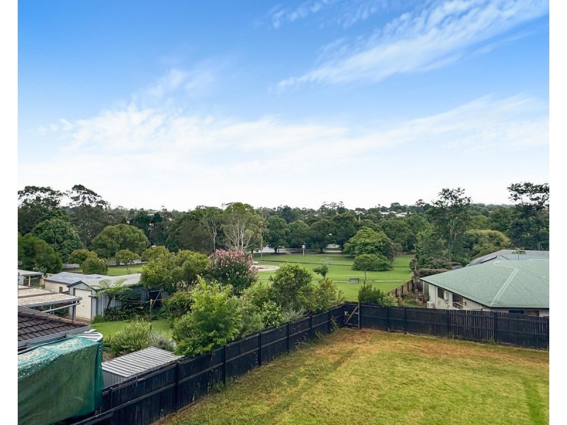 10 Catto Street, Centenary Heights QLD 4350
