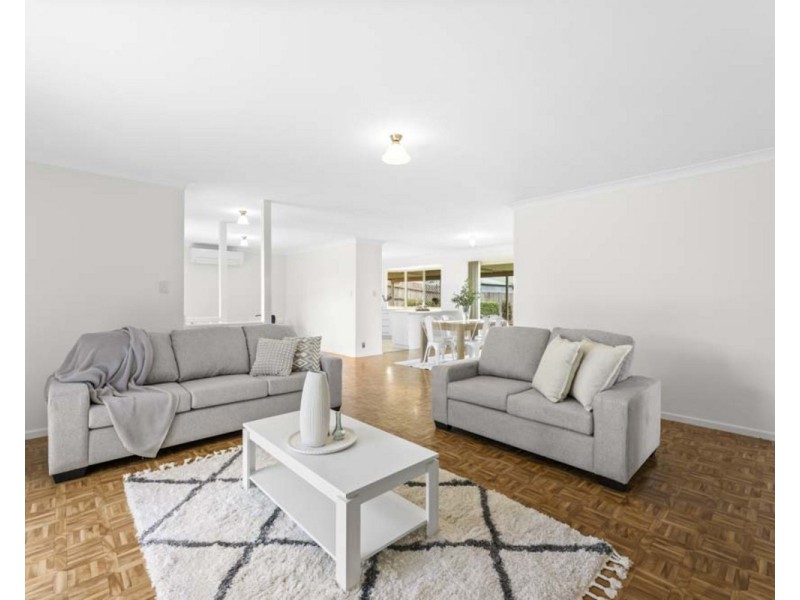 18 Stoneyhurst Court, Glenvale QLD 4350