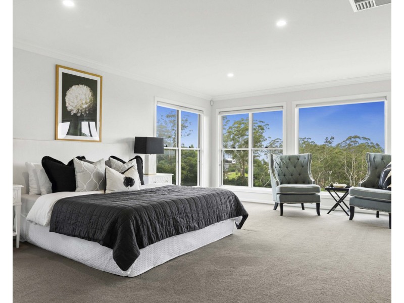 292 Rowbotham Street, Middle Ridge QLD 4350