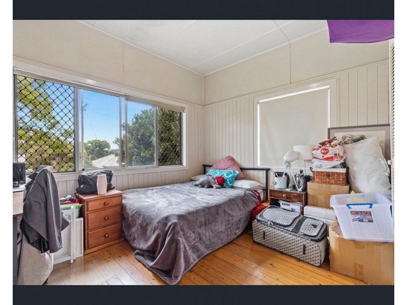 28 Christmas Street, North Toowoomba QLD 4350