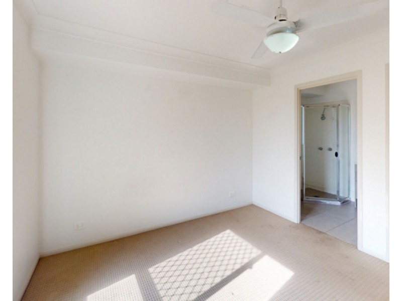 1/1 Northpoint Avenue, Harlaxton QLD 4350