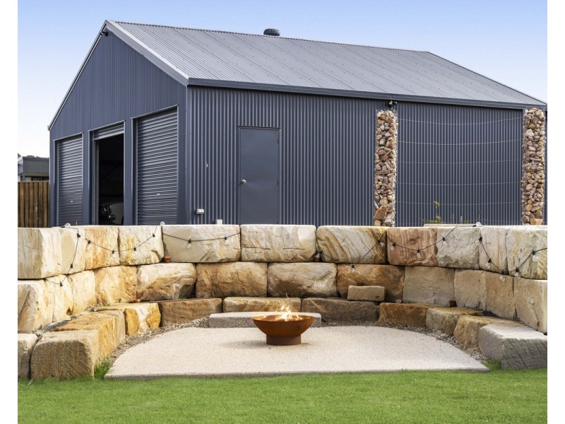 7 Drazen Place, Meringandan West QLD 4352