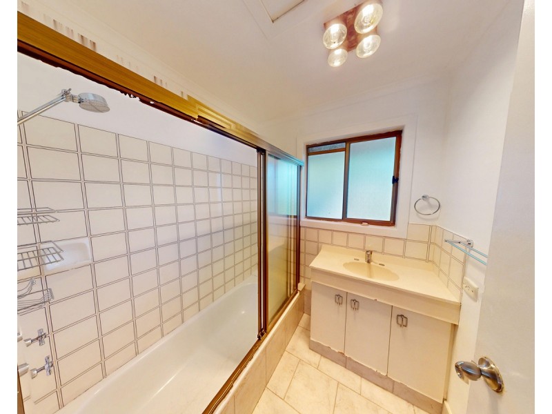 15/2 Benjamin Street, Mount Lofty QLD 4350