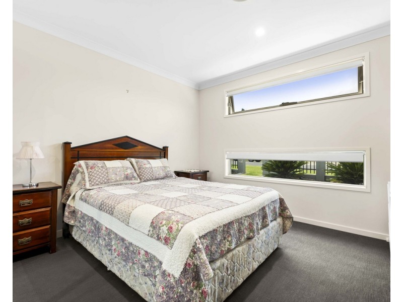 9 Tempest Drive, Glenvale QLD 4350