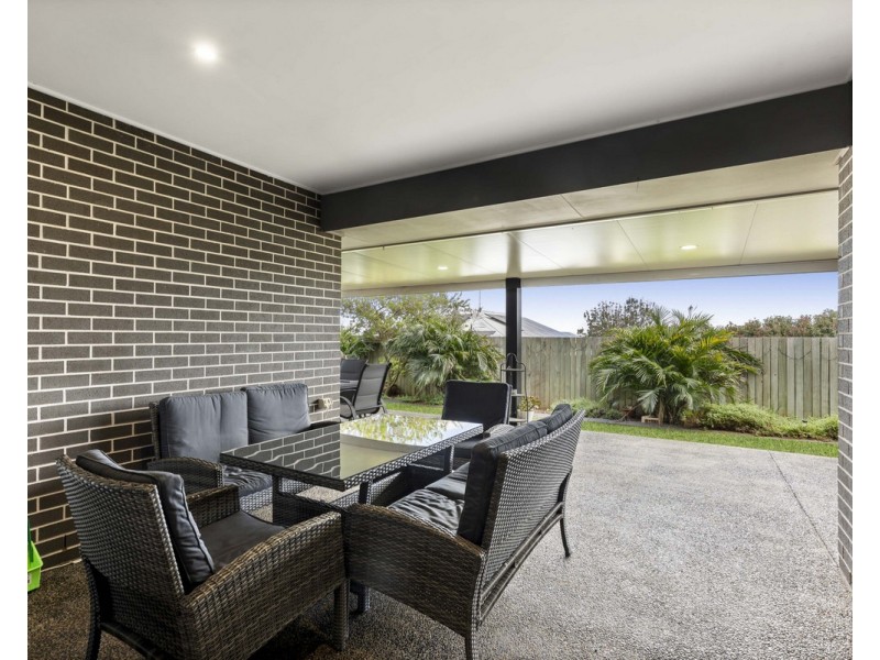 9 Tempest Drive, Glenvale QLD 4350