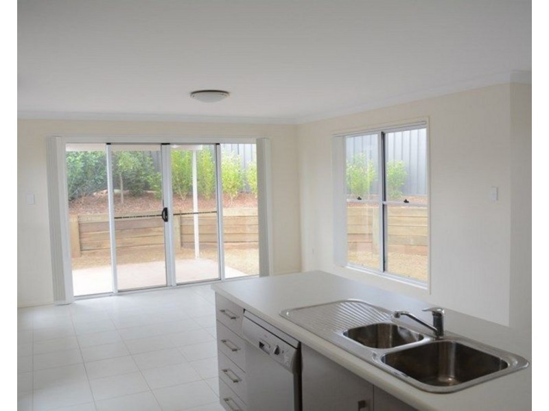 1/41 Highgrove Drive, Highfields QLD 4352