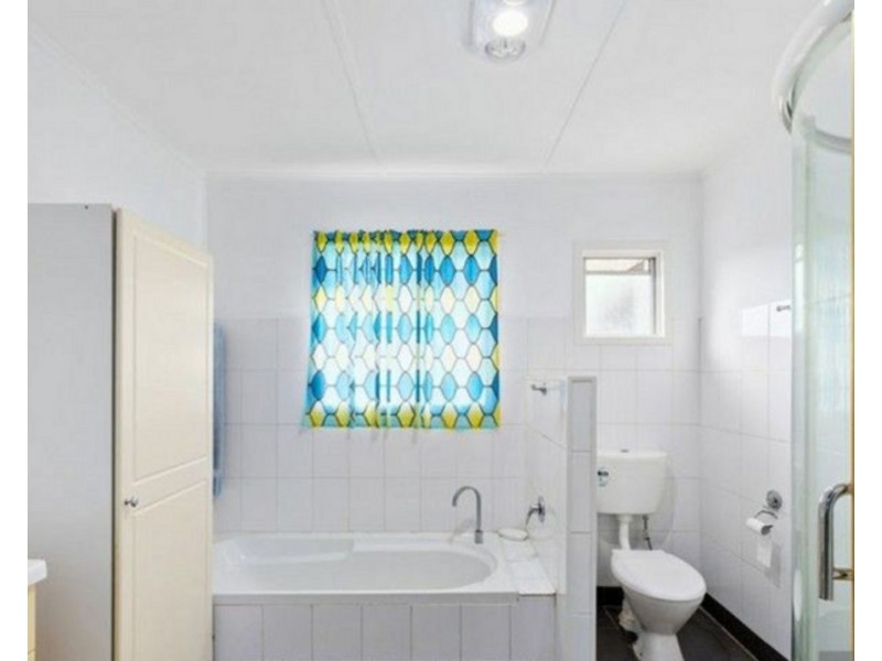 256 North Street, Rockville QLD 4350