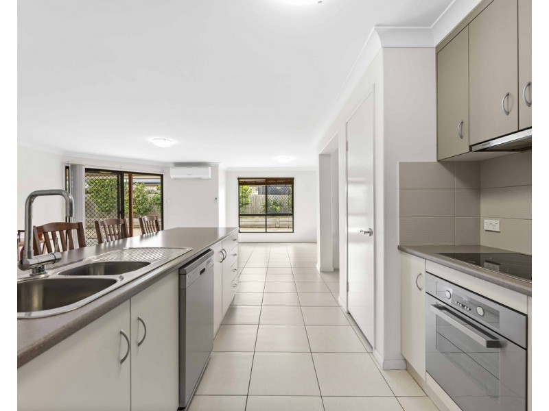 4 Susie Court, Highfields QLD 4352