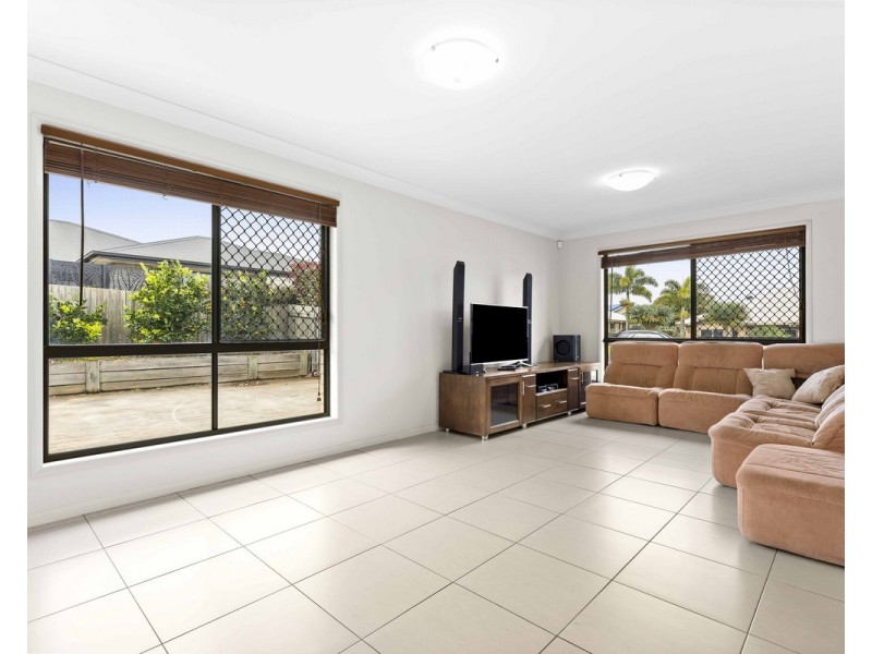 4 Susie Court, Highfields QLD 4352