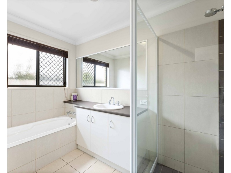 4 Susie Court, Highfields QLD 4352