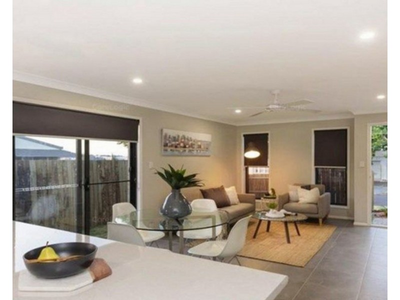 2/2b Grey Street, South Toowoomba QLD 4350