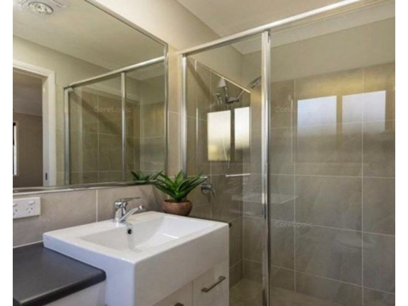 2/2b Grey Street, South Toowoomba QLD 4350