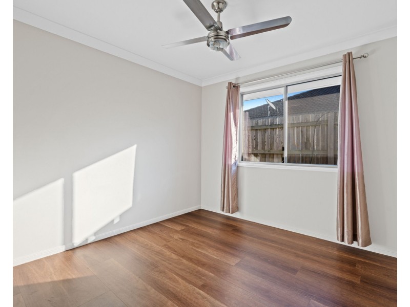 8 Lanagan Court, Middle Ridge QLD 4350