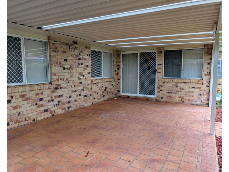 1 Zinnia Court, Middle Ridge QLD 4350