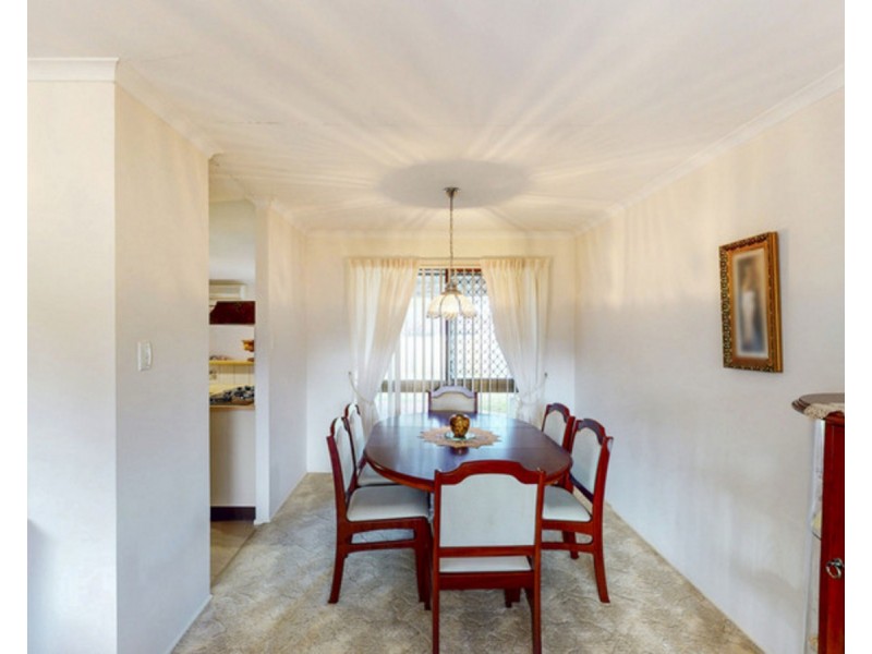 4 Whalan Court, Kearneys Spring QLD 4350