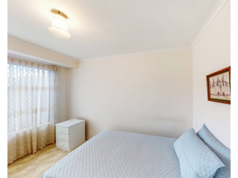 4 Whalan Court, Kearneys Spring QLD 4350