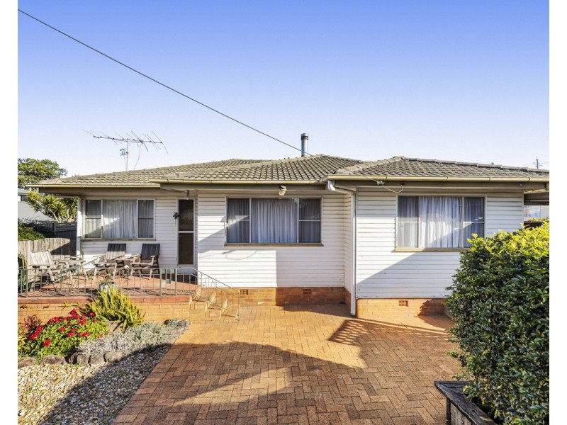 30 Wombyra Street, Newtown QLD 4350