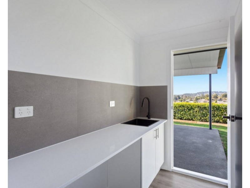 12 Port Street, Wilsonton Heights QLD 4350