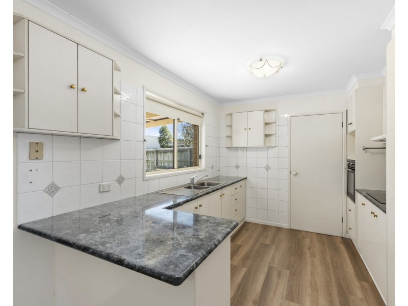 32 Gladstone Street, Wyreema QLD 4352