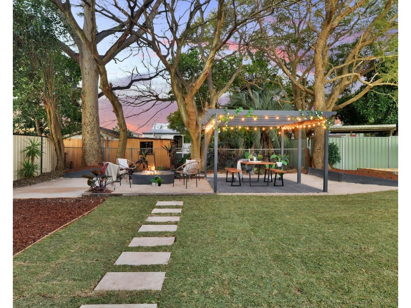 12 Gaydon Street, Newtown QLD 4350