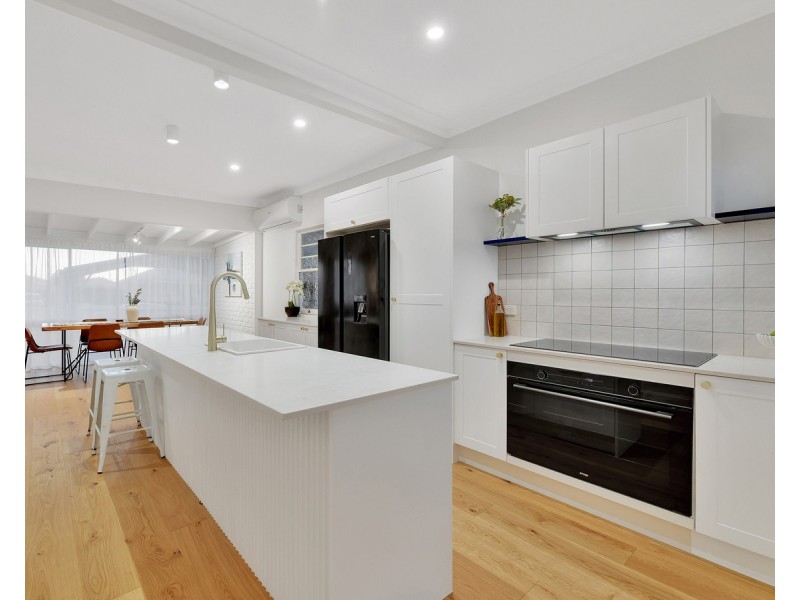 12 Gaydon Street, Newtown QLD 4350