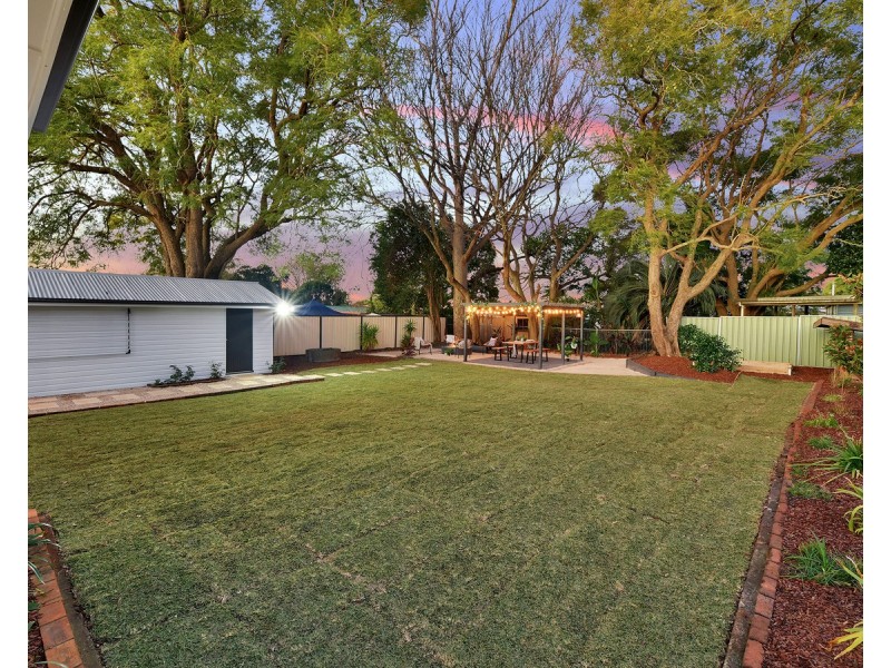 12 Gaydon Street, Newtown QLD 4350