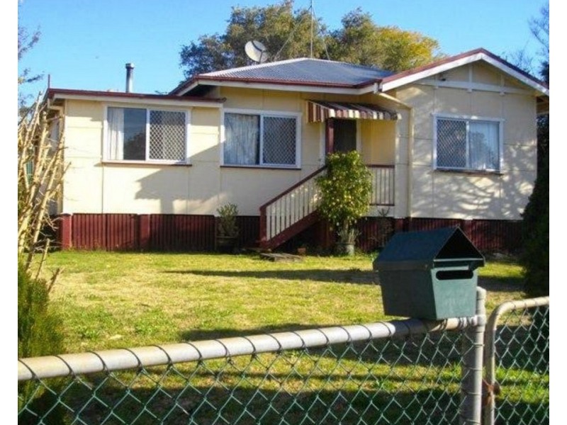42 Underwood Crescent, Harristown QLD 4350