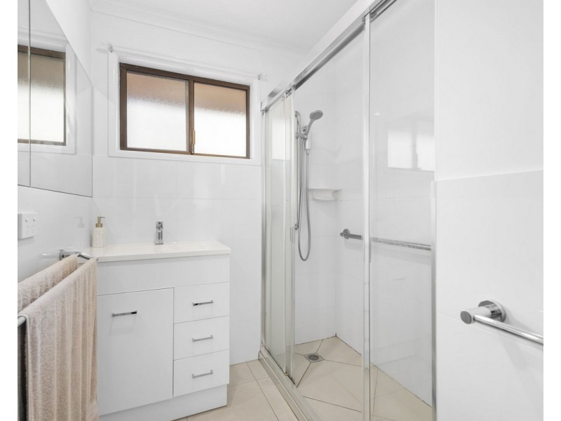 1/4 Fysh Court, Wilsonton QLD 4350