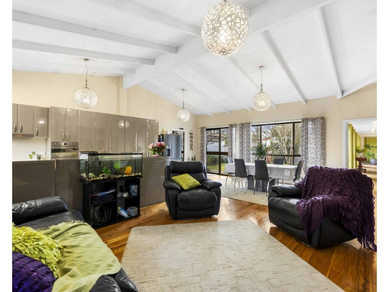 13 Granada Drive, Highfields QLD 4352