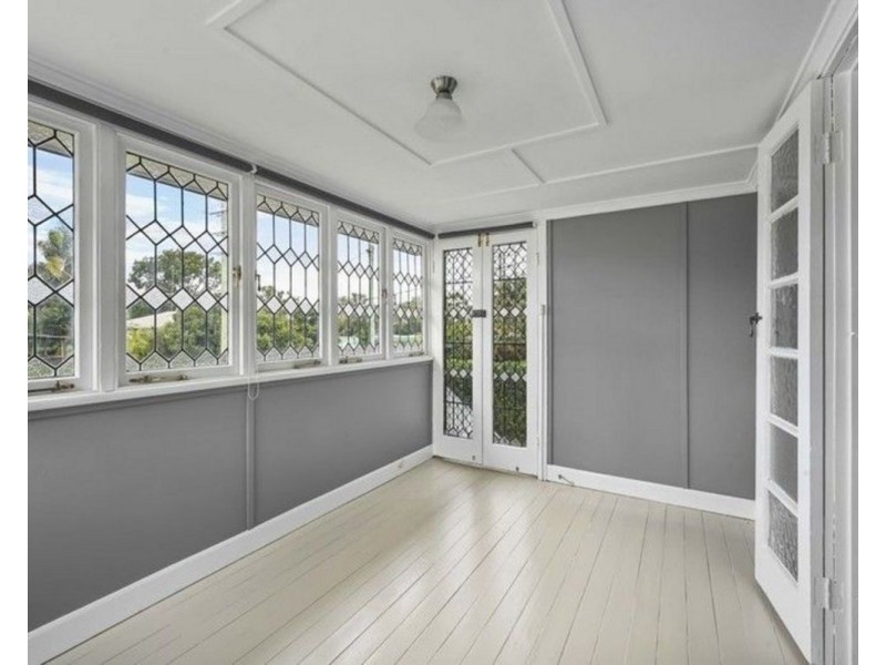 87 North Street, Harlaxton QLD 4350