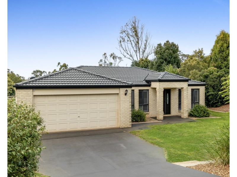12 Delvue Crescent, Highfields QLD 4352