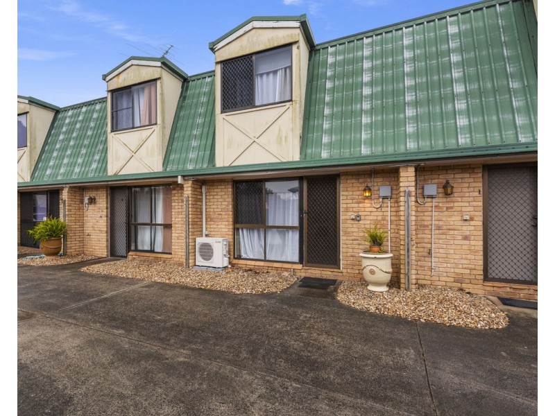 2/4 Garget Street, East Toowoomba QLD 4350