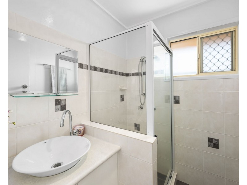 4/123 Taylor Street, Newtown QLD 4350