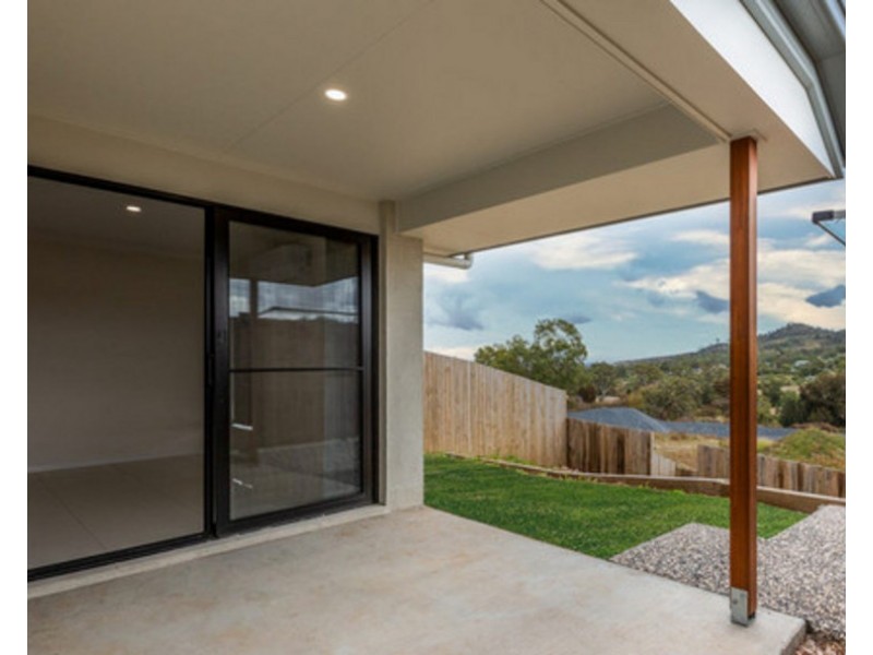 1/42 McInnes Crescent, Glenvale QLD 4350