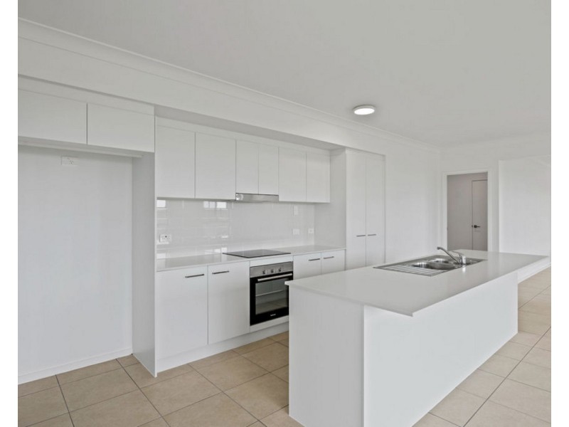 23 Bradley Street, Meringandan West QLD 4352