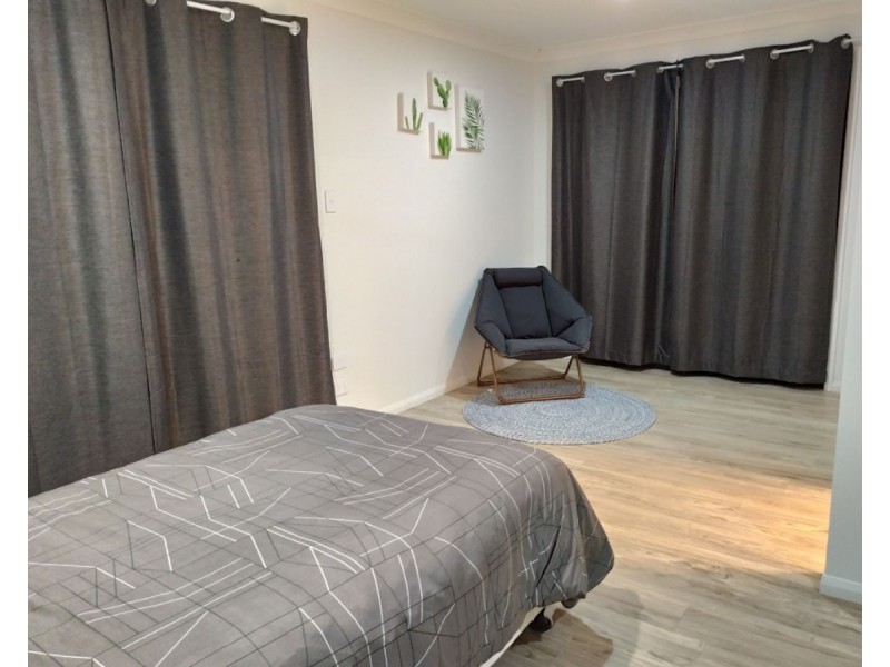 Room 1/9 Fielding Road, College View QLD 4343